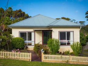 27 Marine Drive, Narooma